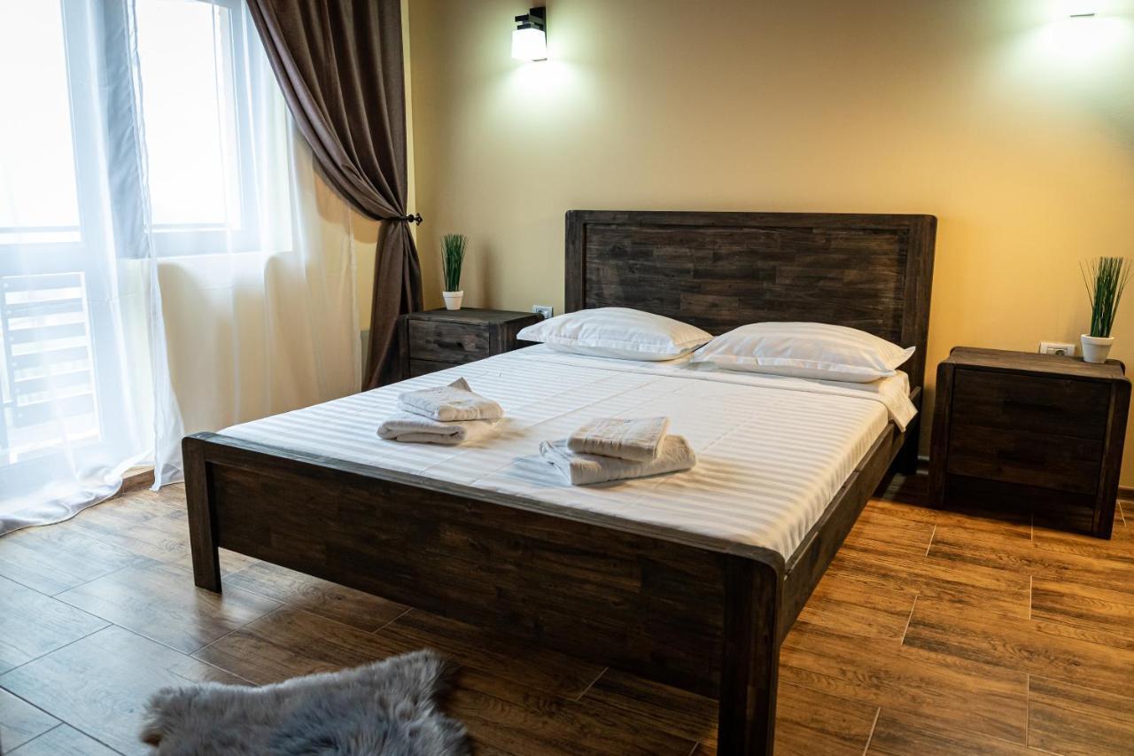Villa Wild Petroşani Extérieur photo